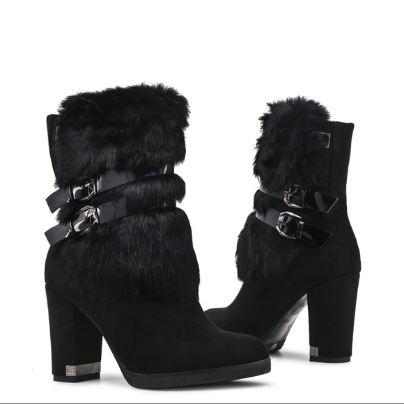 Laura Biagiotti - Picture 2 of 3